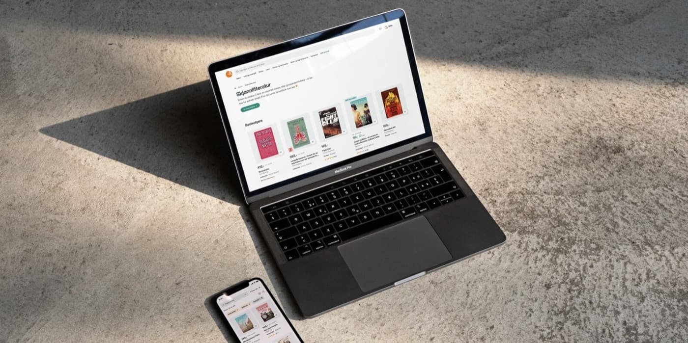 ARK Bokhandel online store displayed on desktop and mobile devices